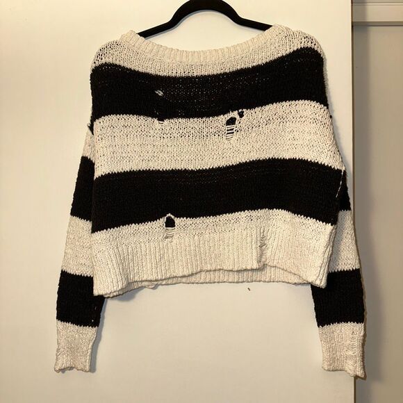 Hollister Size Small Black White Stripe Crop Sweater Intentionally Distressed - Picture 5 of 9